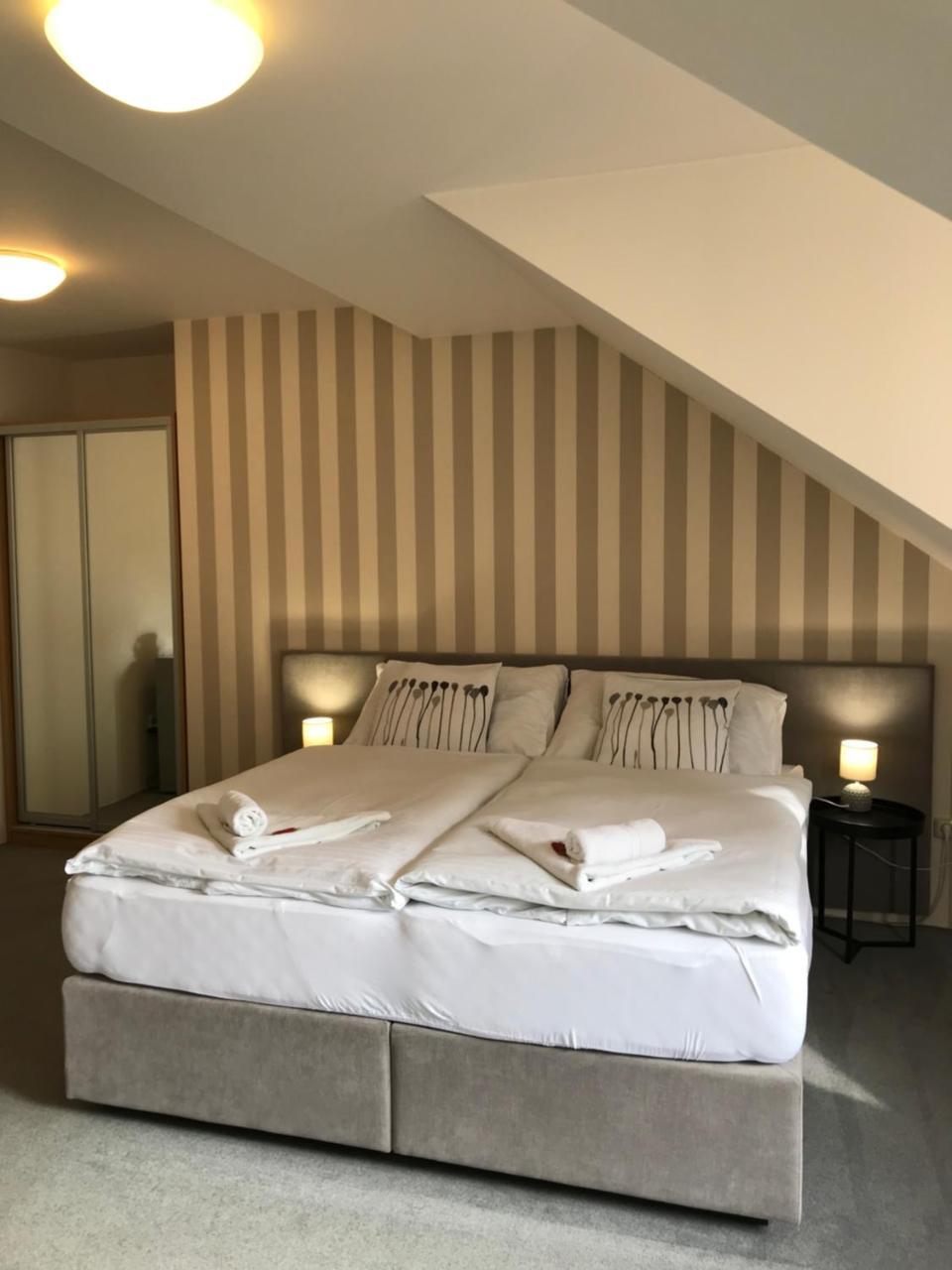 Rozmaryn Hotel B&B Rakovník Eksteriør bilde